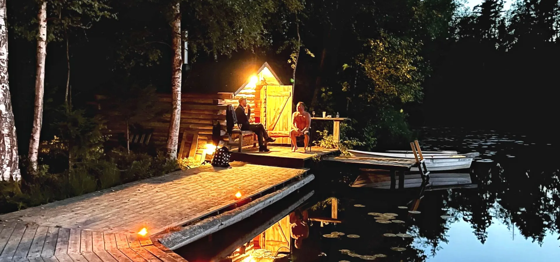 Sen kväll i vildmarken. Brokamåla Gård. Blekinge.