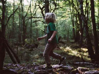 Barn som upptäcker Blekinges natur