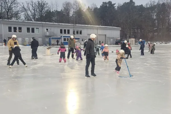 Allmänhetens åkning på Lugnevi