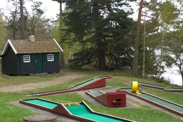 Cottage and miniature golf