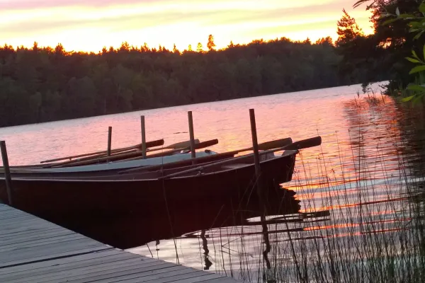 Sunset by the lake