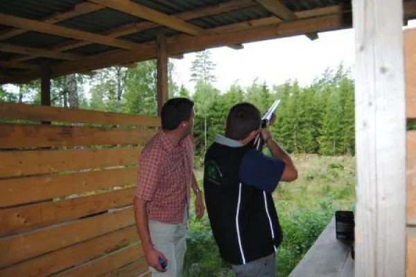 Clay pigeon shooting at Brokamåla Gård