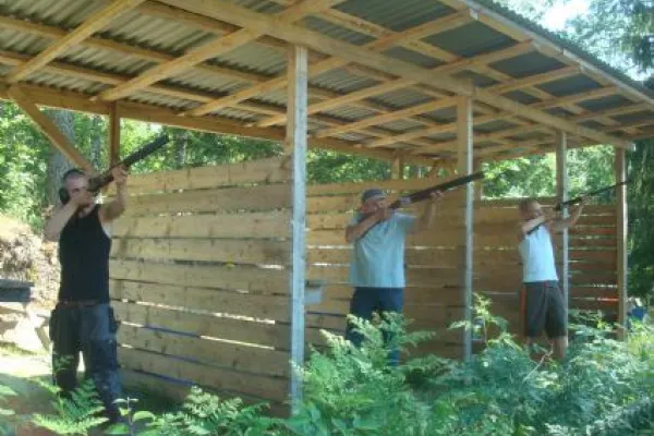 Clay pigeon shooting at Brokamåla Gård