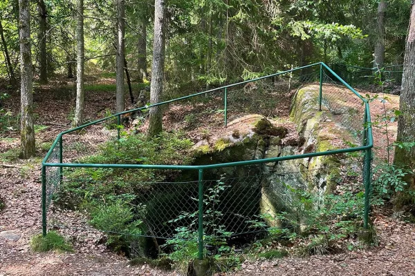 Hiking trail by the Giant´s cauldrons in Tararp