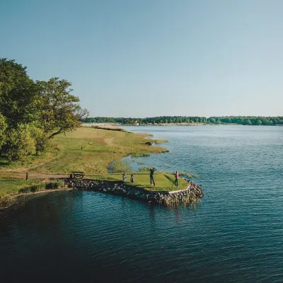 Kojbygge tillsammans med barnen